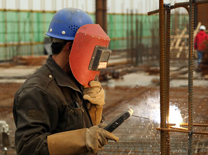 中環(huán)學(xué)校 焊工培訓(xùn)畢業(yè)照